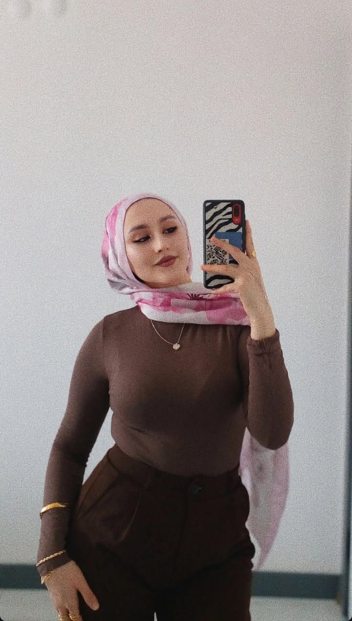 Hurma Sarışın Bayan Escort Seyhan