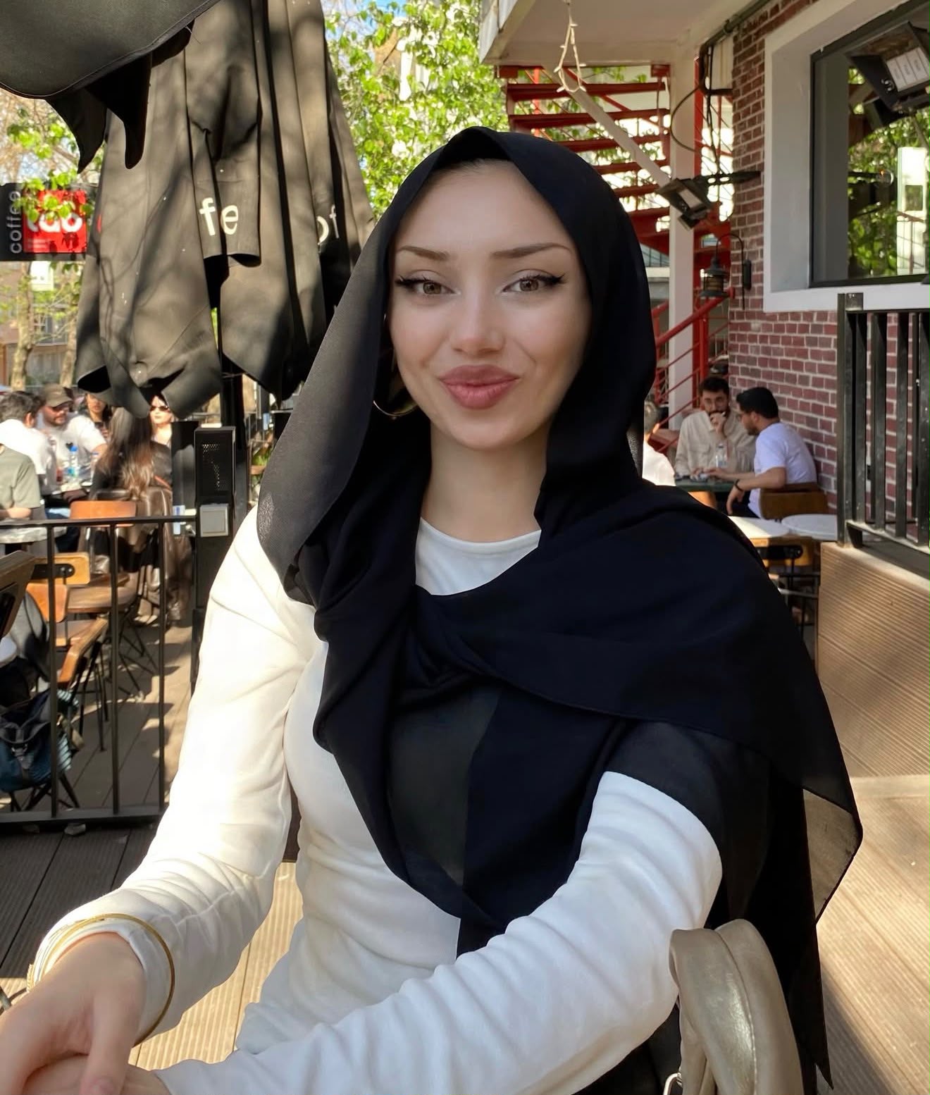 Kızılcadağ Huzurlu Bayan Escort Bayan Tuğçe