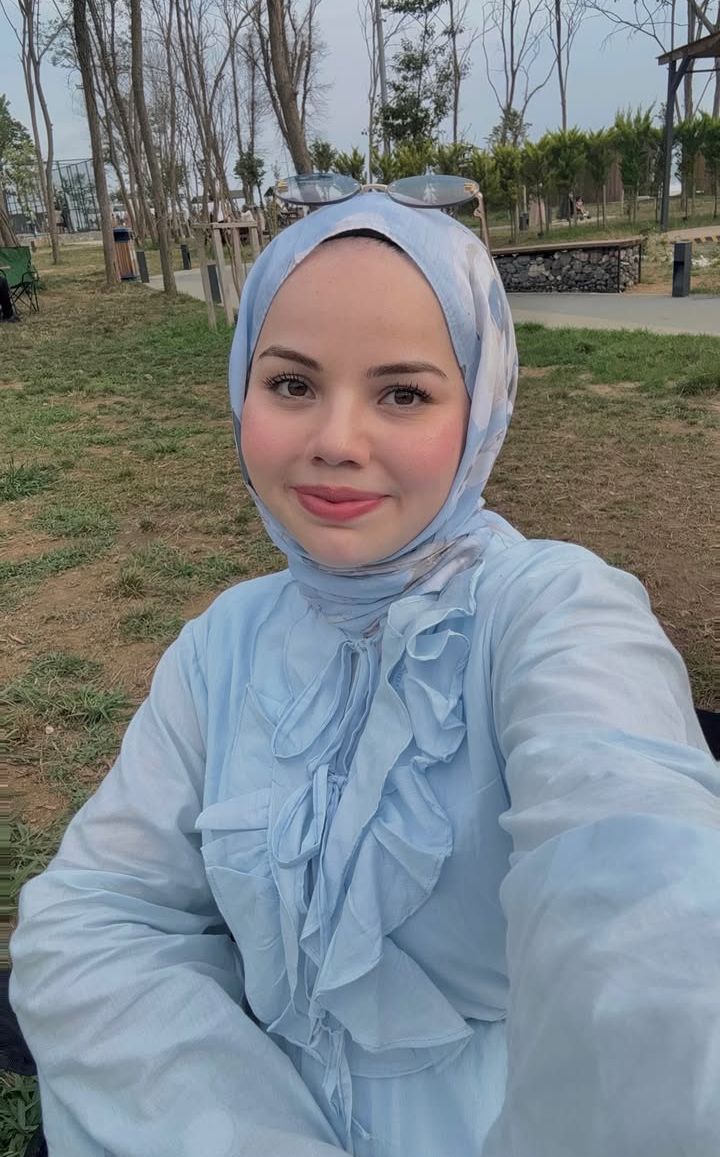 Büklüce Dürüst Partner Escort Bayan Nisa